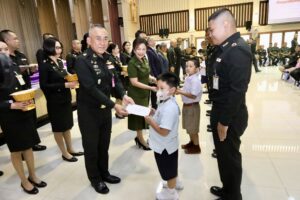 ปตท.สผ.ร่วมมอบทุนการศึกษา บุตรกำลังพลกองทัพภาคที่ 3