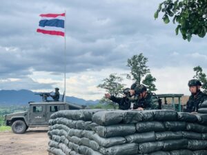 ทหารเมียนมา ใช้อากาศยาน YAK -130 จำนวน 2 ลำ ทิ้งระเบิด โจมตี กองกำลัง KNLA ป้องกันค่ายทีตาแหล่ฐานที่มั่นสุดท้าย