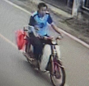 พะเยา รวบหนุ่มฉกต้นผ้าป่า สารภาพเอาเงินเล่นเกม–ดมสารระเหย ก่อนหน้าลักรถชาวบ้านก่อเหตุ