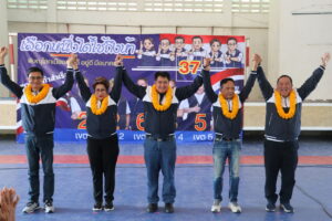 พิษณุโลก ขุนพล “ภูมิใจไทย” บุกเมืองกล้วยตาก ปราศรัยช่วย “นิยม ช่างพินิจ” เรียกคะแนนเสียง (คลิป)