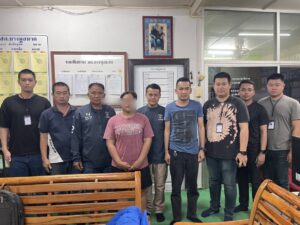 พิษณุโลก ตำรวจภาค 6 ทลายแก๊ง หลอกลวงให้ลงทุนขายสินค้าออนไลน์ผ่านแพลตฟอร์ม Amazon ผู้เสียหายสูญเงินกว่า 2 ล้านบาท