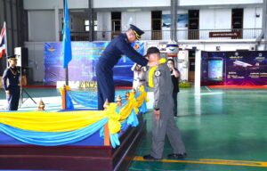 กองบิน 46 พิษณุโลก  จัดพิธีส่งหน่วยบินปฏิบัติภารกิจฝนหลวง(คลิป)