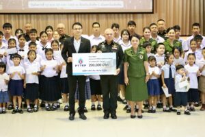 แม่ทัพภาคที่ 3 ประธานพิธีมอบทุนการศึกษาบุตรกำลังพล ส่งเสริมโอกาสทางการศึกษาและสร้างขวัญกำลังใจแก่ครอบครัวทหาร