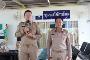 เทศบาลตำบลบ้านดู่ เดินหน้า “เทศบาลสีขาว” ร่วมฝ่ายความมั่นคงตรวจปัสสาวะเจ้าหน้าที่ คัดกรองสารเสพติด